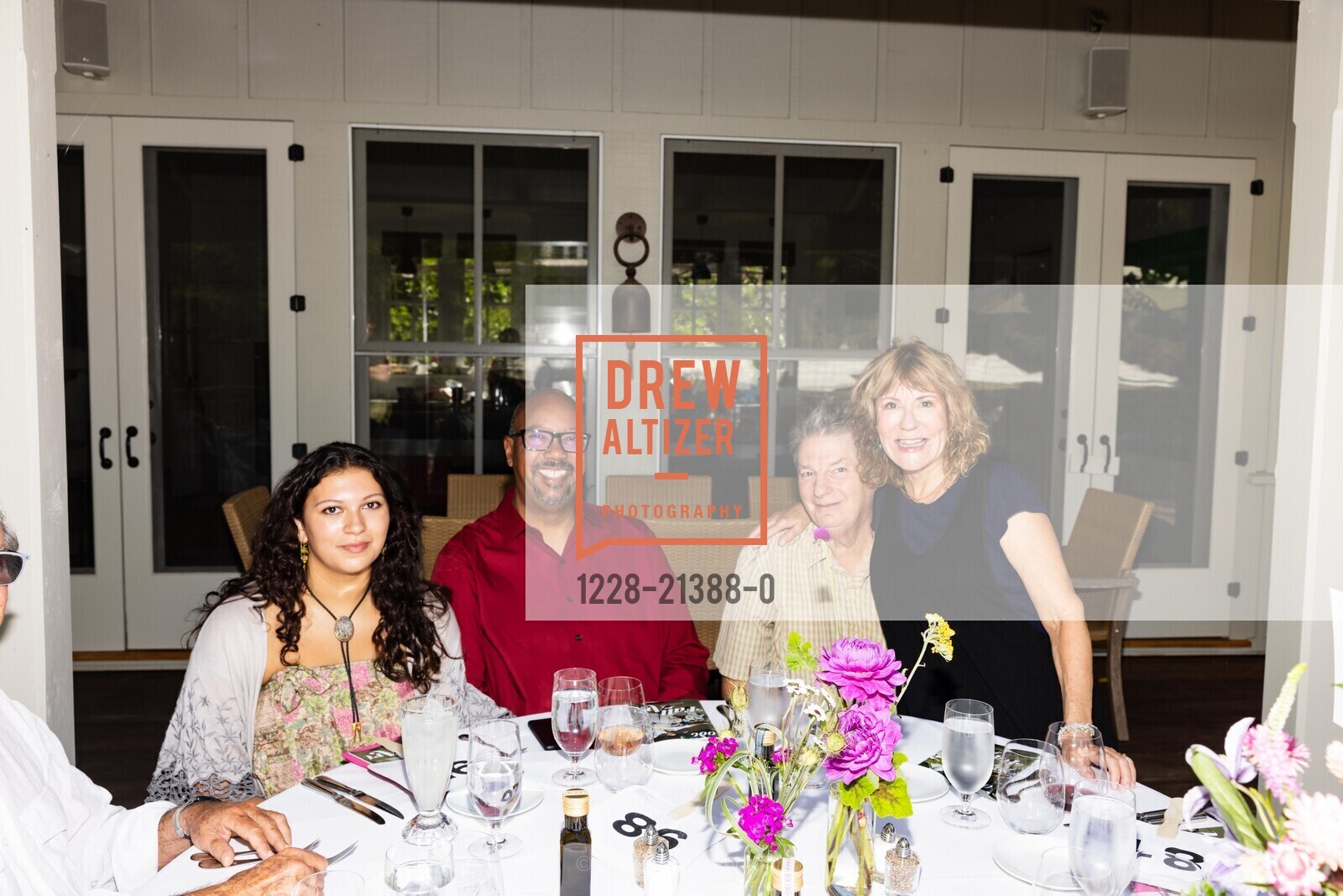 Cydney Mack, Steve Mack, Paul Dresher, Philippa Kelly, ODC's Fall for Art Gala 2023, McEvoy Ranch. 5935 Red Hill Rd, Petaluma, CA 94952 US, October 1st, 2023, Photo #1228-21388-0 Cydney Mack, Steve Mack, Paul Dresher, Philippa Kelly, Photo #1228-21388-0