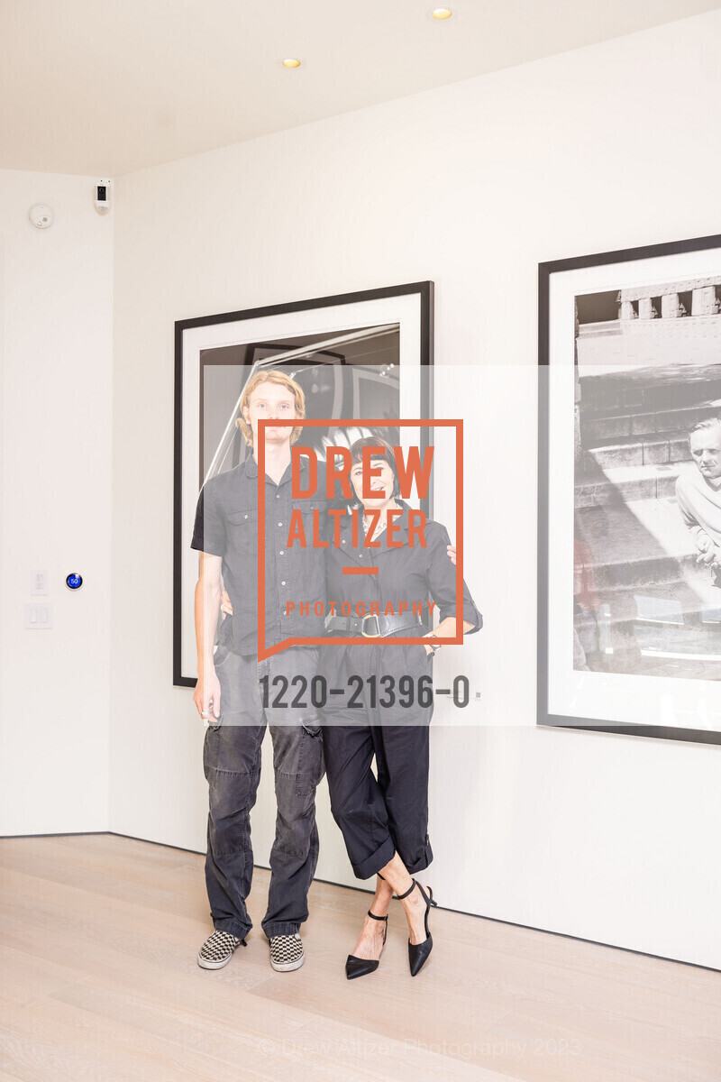 Lukas Berg, Wendy Posner, 181 Fremont Celebrates Icons the Work of Celebrity Photographer Timothy White, 181 Fremont. 181 Fremont St, SF, CA 94105 US, October 5th, 2023, Photo #1220-21396-0 Lukas Berg, Wendy Posner, Photo #1220-21396-0