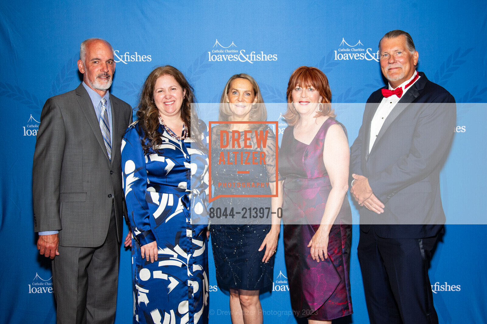 Jimmy Ligos, Mary Jansen, Cheryl Ewers, Kathy Grogan, Mike Thoresen, Catholic Charities Loaves and Fishes, The Westin St. Francis San Francisco. 335 Powell St, SF, CA 94102, October 5th, 2023, Photo #8044-21397-0 Jimmy Ligos, Mary Jansen, Cheryl Ewers, Kathy Grogan, Mike Thoresen, Photo #8044-21397-0