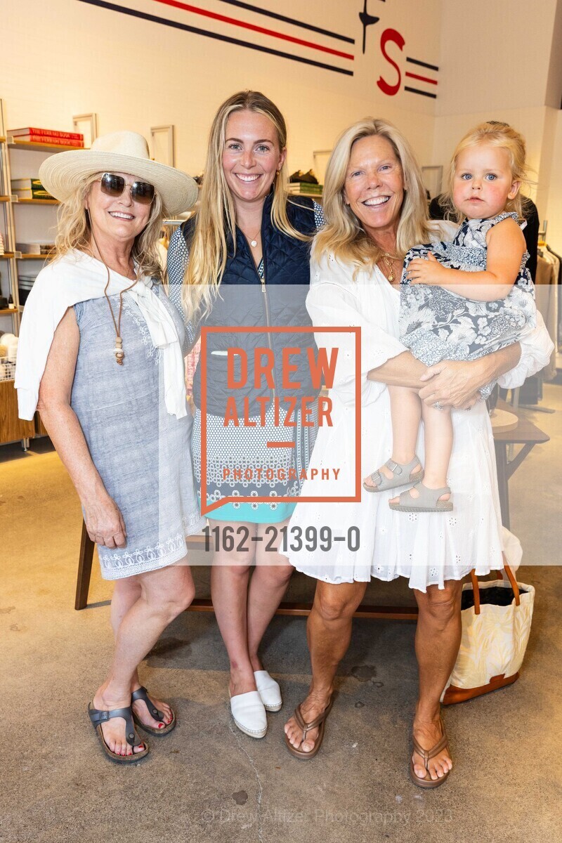 Catherine Dolan, Sorcha Dolan, Debbie Niedermeyer, Rory Dolan, Modern Luxury SF Celebrates the Opening of Fred Segal Marin, Suite 50. 2409 Larkspur Landing Cir, Larkspur, CA 94939 US, October 5th, 2023, Photo #1162-21399-0 Catherine Dolan, Sorcha Dolan, Debbie Niedermeyer, Rory Dolan, Photo #1162-21399-0