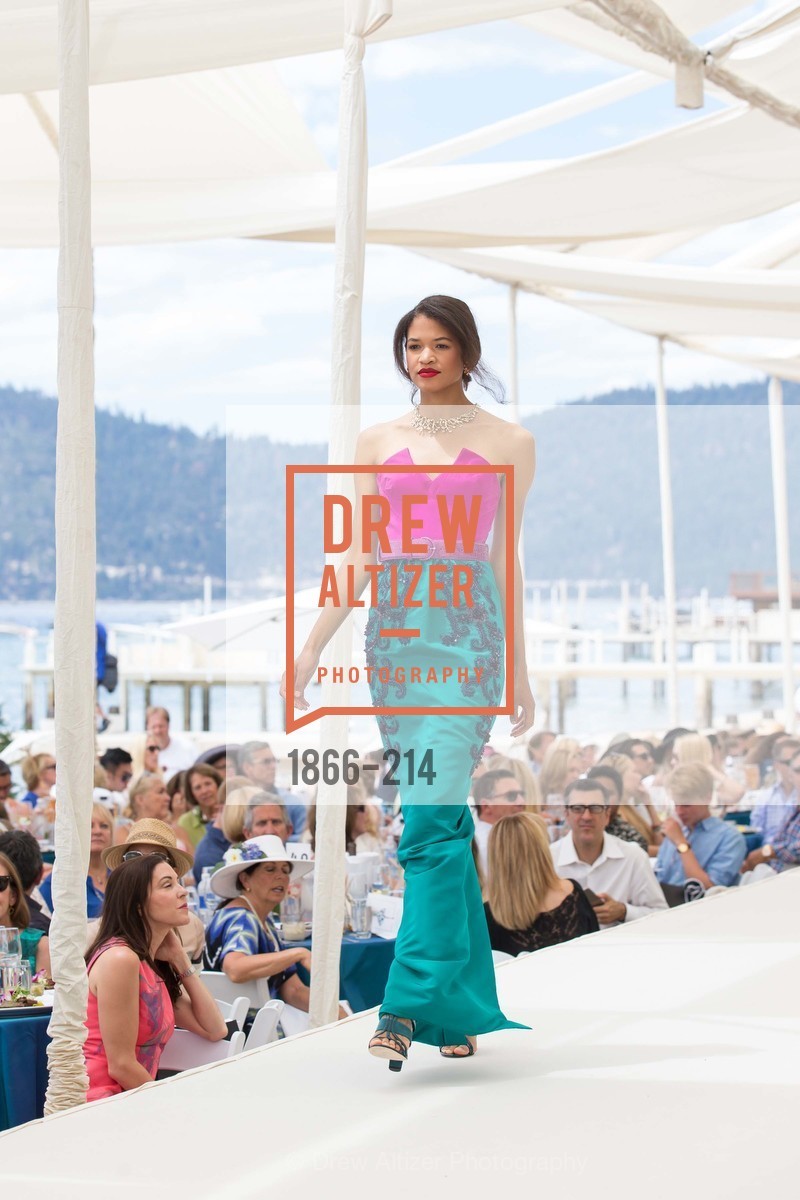 Fashion Show, Saks Fifth Avenue and The League to Save Lake Tahoe Present Fashion on the Lake, Private Residence, August 1st, 2015,Drew Altizer, Drew Altizer Photography, full-service agency, private events, San Francisco photographer, photographer california