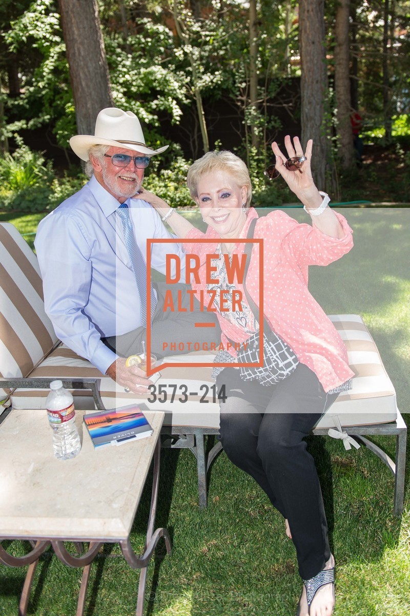 Paul Baker, Judy Baker, Saks Fifth Avenue and The League to Save Lake Tahoe Present Fashion on the Lake, Private Residence, August 1st, 2015,Drew Altizer, Drew Altizer Photography, full-service agency, private events, San Francisco photographer, photographer california