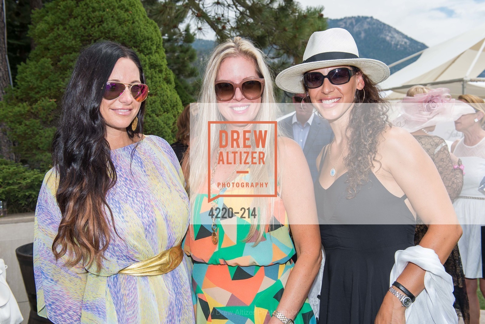Heather Dubinetskiy, Kim Saca, Melissa Allman, Gucci & Vogue Dinner, Private Residence. Private Residence, Photo #4220-214 Heather Dubinetskiy, Kim Saca, Melissa Allman, Photo #4220-214