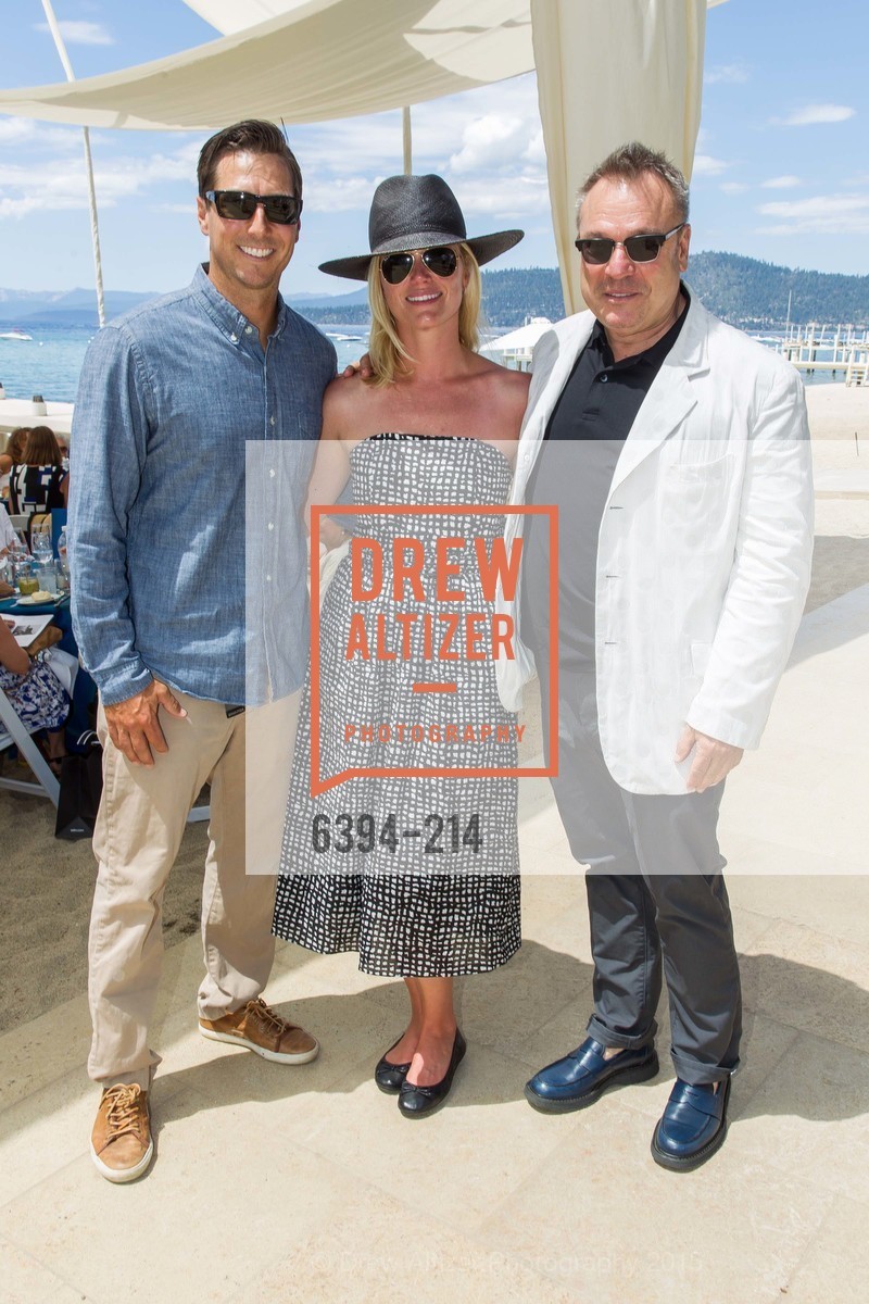 Jonny Moseley, Malia Moseley, Stanlee Gatti, Gucci & Vogue Dinner, Private Residence. Private Residence, August 1st, 2015, Photo #6394-214 Jonny Moseley, Malia Moseley, Stanlee Gatti, Photo #6394-214