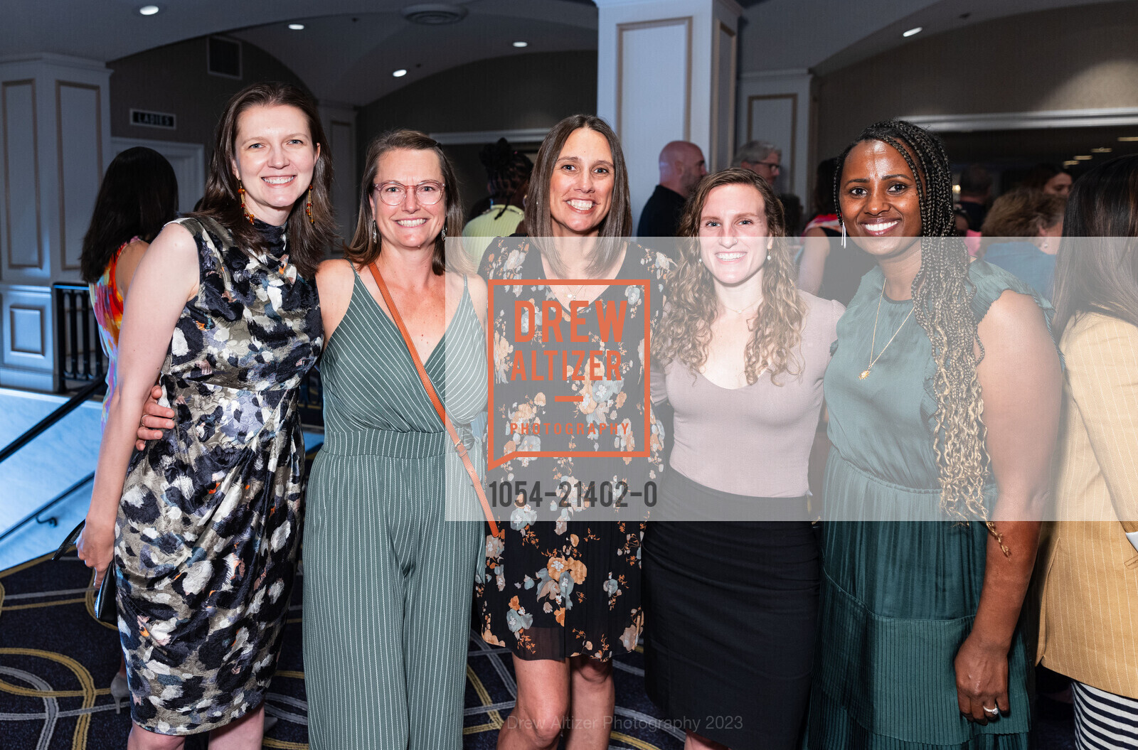 Sophie Korn, Yelena Nedelko, Lilli Milton, Eden Woldemariam, Photo #1054-21402-0