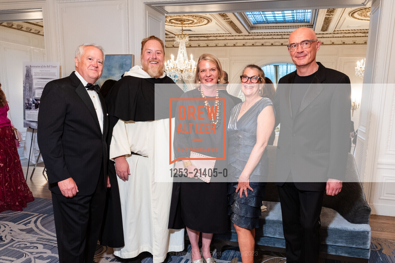 Robb Eklund, Michael Hurley, Linda Behnke, Shelby Eklund, Nils Behnke, St. Dominic's 150th Anniversary Jubilee Gala, Palace Hotel. New Montgomery St, SF, CA 94105 US, October 7th, 2023, Photo #1253-21405-0 Robb Eklund, Michael Hurley, Linda Behnke, Shelby Eklund, Nils Behnke, Photo #1253-21405-0