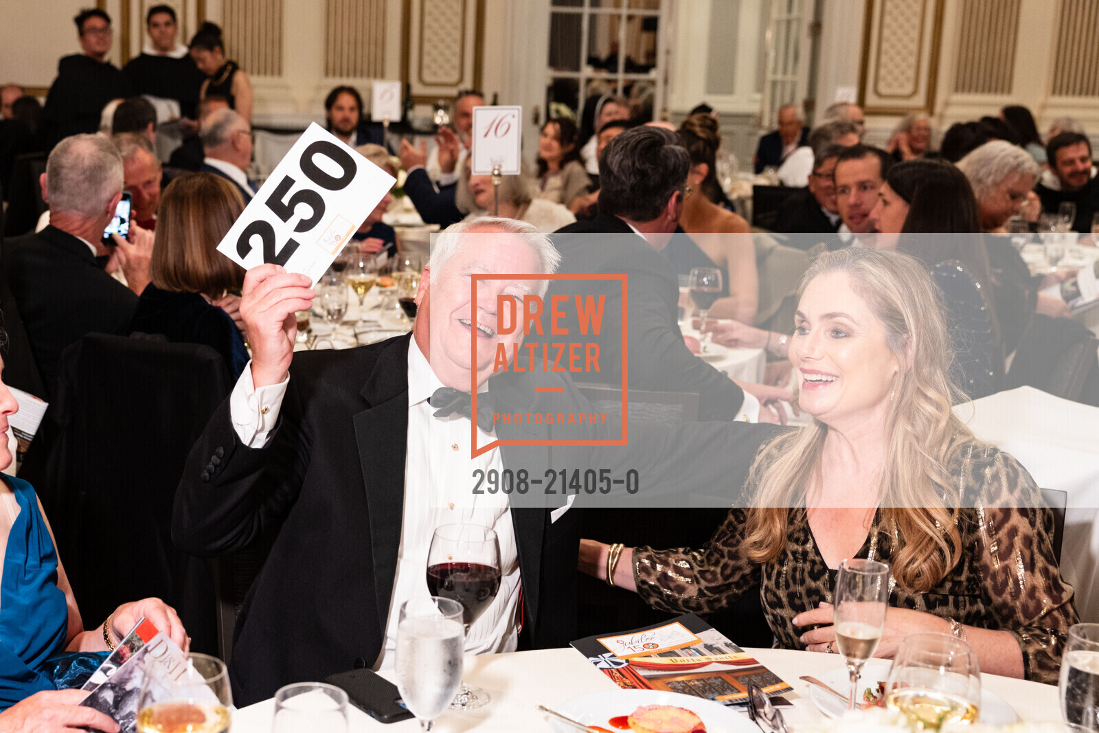 Robb Eklund, Michelle Tellini, St. Dominic's 150th Anniversary Jubilee Gala, Palace Hotel. New Montgomery St, SF, CA 94105 US, October 7th, 2023, Photo #2908-21405-0 Robb Eklund, Michelle Tellini, Photo #2908-21405-0