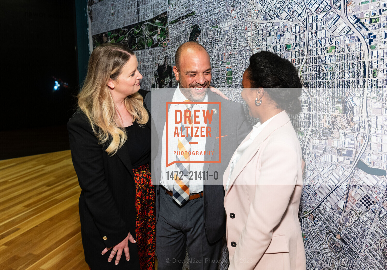 Liston Hulse, Julio Garcia, Meron Foster, Consular Corps Fall Reception, de Young Museum. 50 Hagiwara Tea Garden Dr, SF, CA 94118 US, October 10th, 2023, Photo #1472-21411-0 Liston Hulse, Julio Garcia, Meron Foster, Photo #1472-21411-0