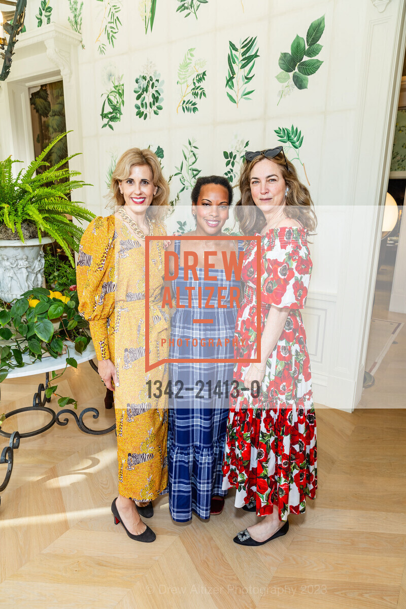 Heather Vecellio, Sarah Kunst, Alexis Traina, de Gournay x HiNote brunch, De Gournay. 3296 Sacramento St, SF, CA 94115 US, October 11th, 2023, Photo #1342-21413-0 Heather Vecellio, Sarah Kunst, Alexis Traina, Photo #1342-21413-0