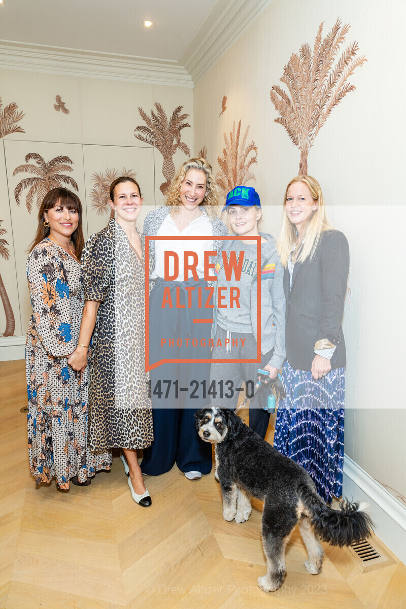 Maya Segal, Erin Lowenberg, Tammy Neuhaus, Max Boyer Glynn, Christine Stovell, de Gournay x HiNote brunch, De Gournay. 3296 Sacramento St, SF, CA 94115 US, October 11th, 2023, Photo #1471-21413-0 Maya Segal, Erin Lowenberg, Tammy Neuhaus, Max Boyer Glynn, Christine Stovell, Photo #1471-21413-0