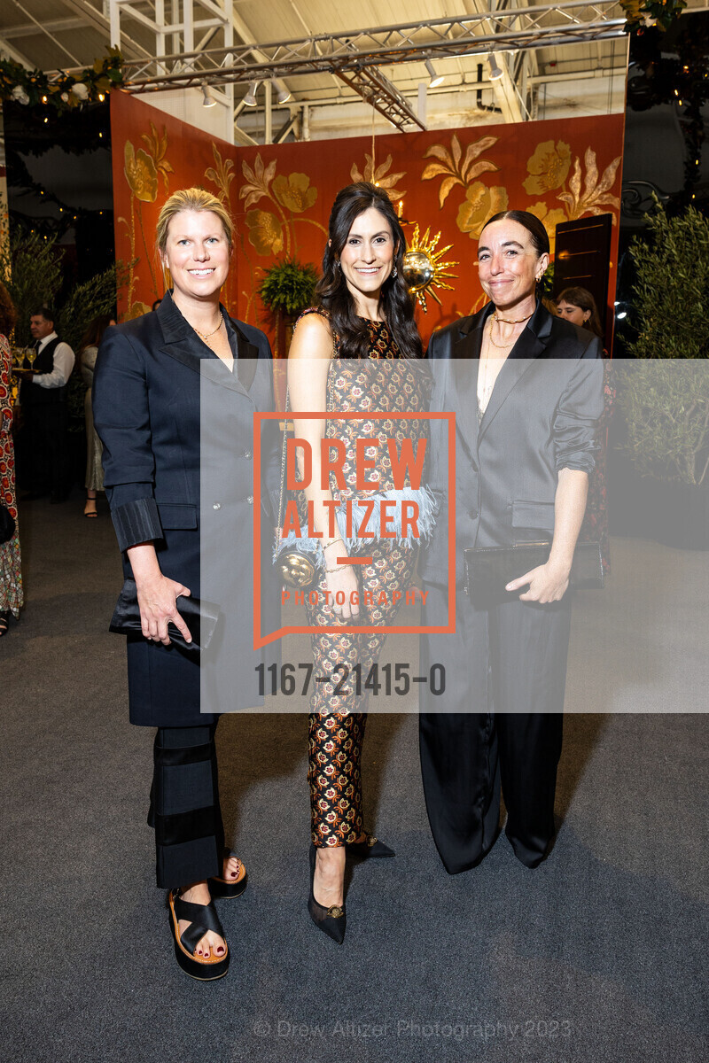 Sarah Wendell Sherrill, Samantha Bechtel, Casey O'Connell, The San Francisco Fall Show Opening Night Gala, Festival Pavilion. 38 Fort Mason, SF, CA 94123 US, October 11th, 2023, Photo #1167-21415-0 Sarah Wendell Sherrill, Samantha Bechtel, Casey O'Connell, Photo #1167-21415-0
