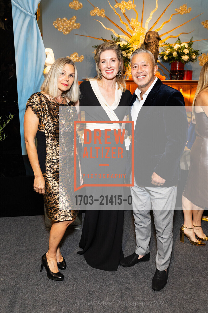 Dayna Sharkey, Janelle Loevner, Benjamin Dhong, The San Francisco Fall Show Opening Night Gala, Festival Pavilion. 38 Fort Mason, SF, CA 94123 US, October 11th, 2023, Photo #1703-21415-0 Dayna Sharkey, Janelle Loevner, Benjamin Dhong, Photo #1703-21415-0
