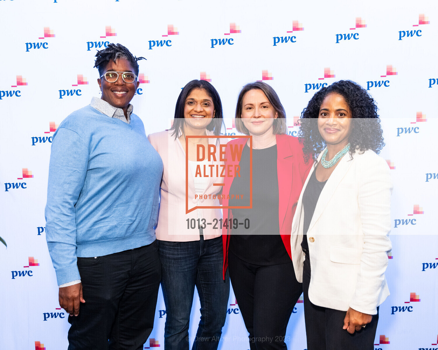 Monifa Porter, Avital Arora, Amy Daali, Michon Pinnex, Firstboard.io Summit in Partnership with PWC, PwC San José. 488 S Almaden Blvd, San Jose, CA 95110 US, October 12th, 2023, Photo #1013-21419-0 Monifa Porter, Avital Arora, Amy Daali, Michon Pinnex, Photo #1013-21419-0