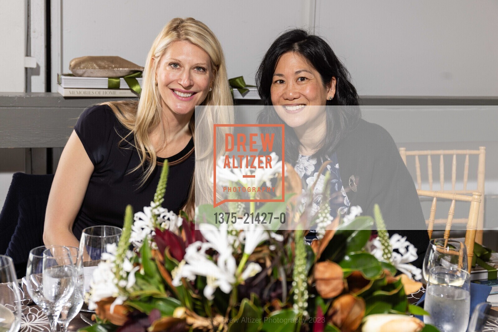 Kari Wuotila, Emmi Lim, ICAA Fall Show Luncheon, Fort Mason Center for Arts and Culture. 2 Marina Blvd., SF, CA 94123 @ 2007 Franklin St, SF, CA 94109 US, October 14th, 2023, Photo #1375-21427-0 Kari Wuotila, Emmi Lim, Photo #1375-21427-0
