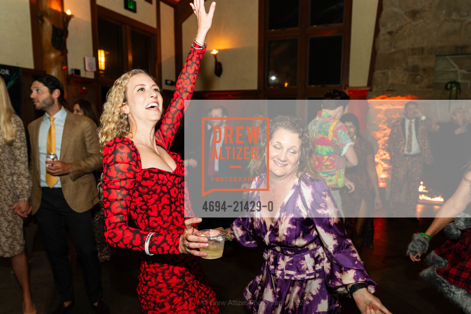 Kerry Deichen, Sarah Schoellkopf, The FUR BALL Benefiting the San Francisco Zoo, SF Zoological Society. 1 Zoo Rd, SF, CA 94132 US, October 14th, 2023, Photo #4694-21429-0 Kerry Deichen, Sarah Schoellkopf, Photo #4694-21429-0