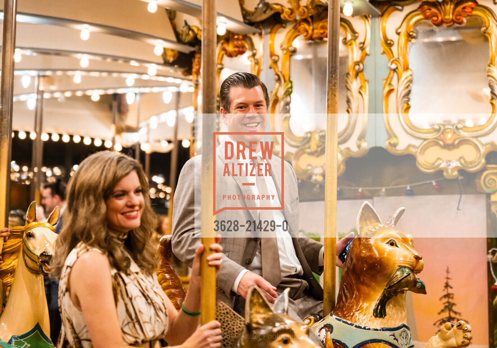 Corinne Quigley, Nathan Quigley, The FUR BALL Benefiting the San Francisco Zoo, SF Zoological Society. 1 Zoo Rd, SF, CA 94132 US, October 14th, 2023, Photo #3628-21429-0 Corinne Quigley, Nathan Quigley, Photo #3628-21429-0