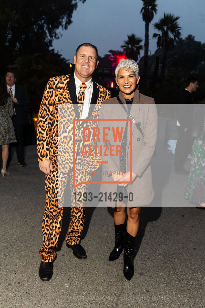 Mercedes Hoglund, Patrick Bell, The FUR BALL Benefiting the San Francisco Zoo, SF Zoological Society. 1 Zoo Rd, SF, CA 94132 US, October 14th, 2023, Photo #1293-21429-0 Mercedes Hoglund, Patrick Bell, Photo #1293-21429-0