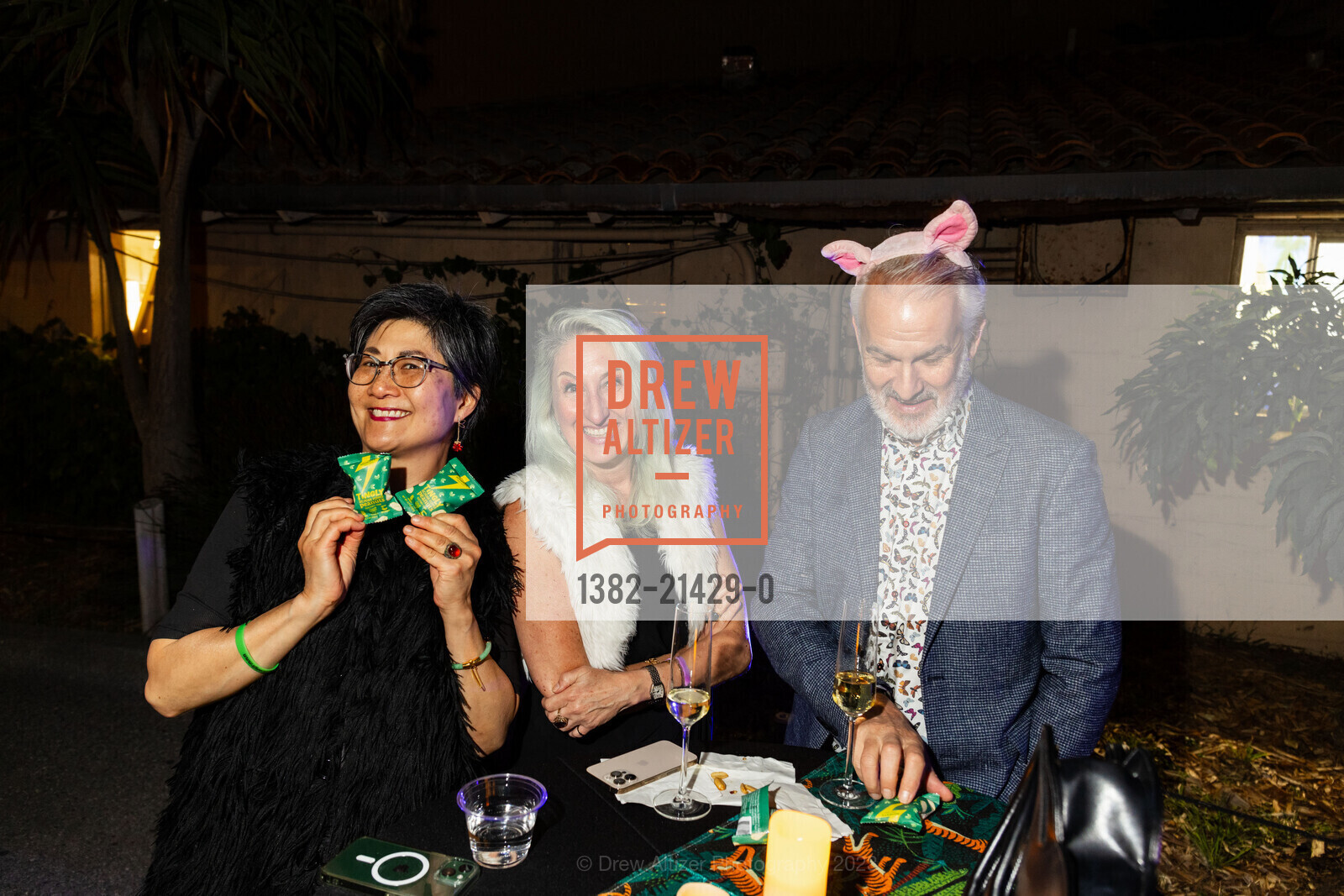 Deborah Kwan, Andrea Weiner, Berley Farber, The FUR BALL Benefiting the San Francisco Zoo, SF Zoological Society. 1 Zoo Rd, SF, CA 94132 US, October 14th, 2023, Photo #1382-21429-0 Deborah Kwan, Andrea Weiner, Berley Farber, Photo #1382-21429-0