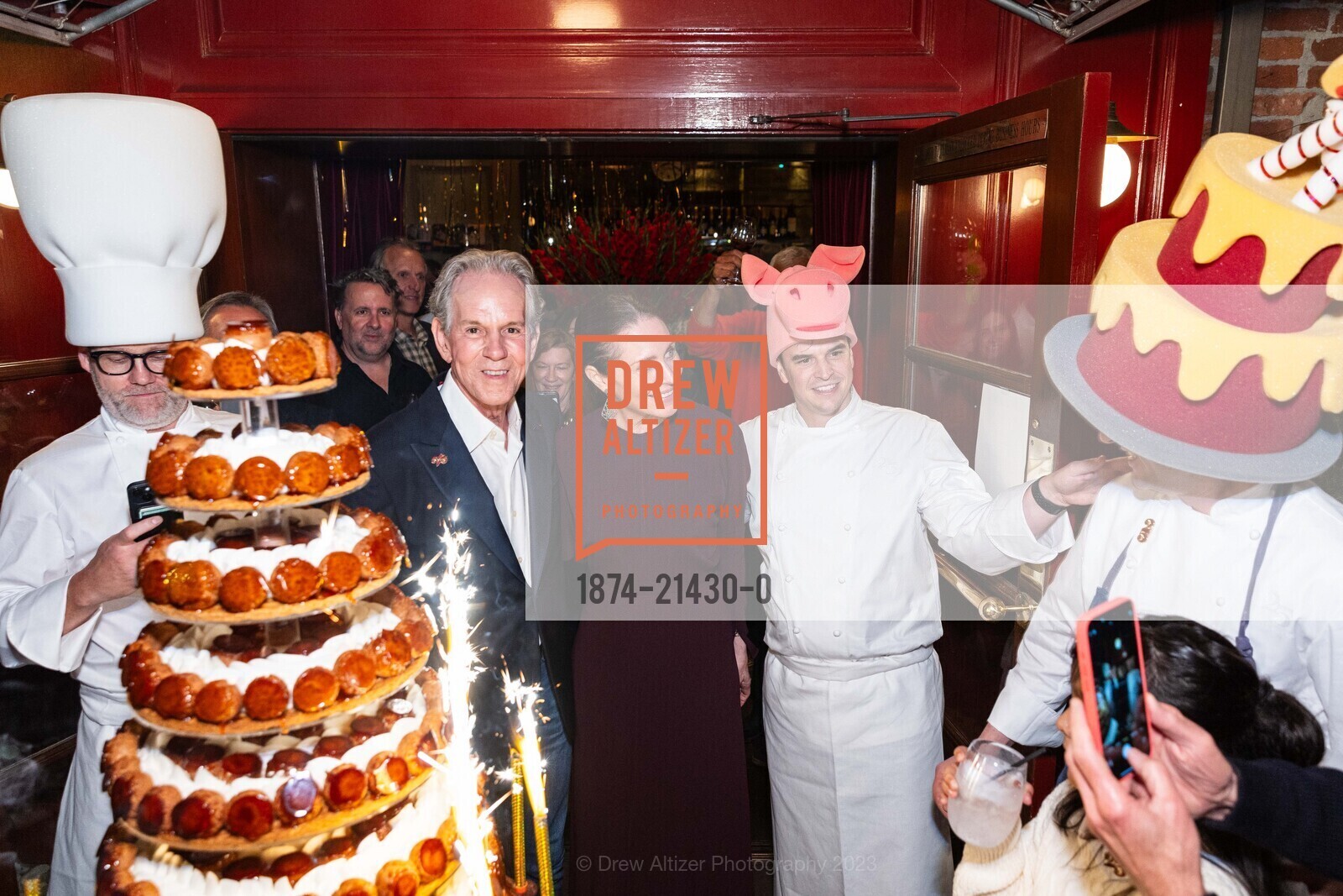 Thomas Keller, Laura Cunningham, BOUCHON'S 25th Anniversary Celebration, Bouchon Bistro. 6534 Washington St, Yountville, CA 94599 US, October 14th, 2023, Photo #1874-21430-0 Thomas Keller, Laura Cunningham, Photo #1874-21430-0
