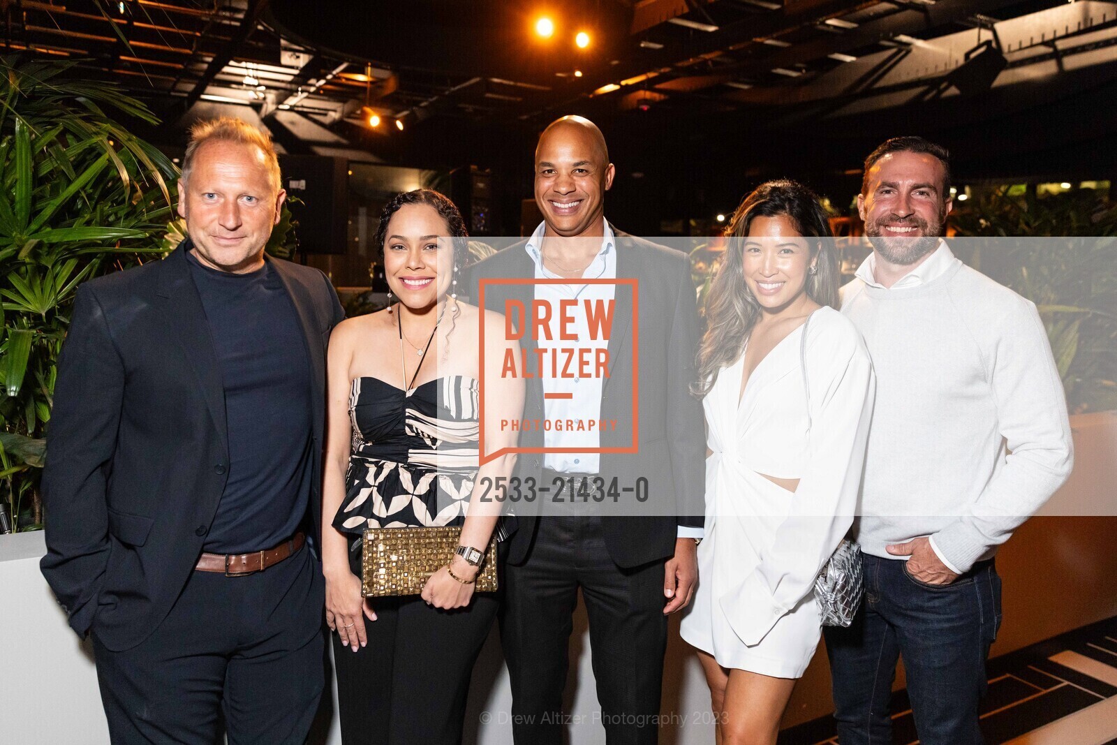 Kurt Zdesar, Marisa Rodriguez, Sean Peake, Jessica Rae, Michael Roberts, Photo #2533-21434-0