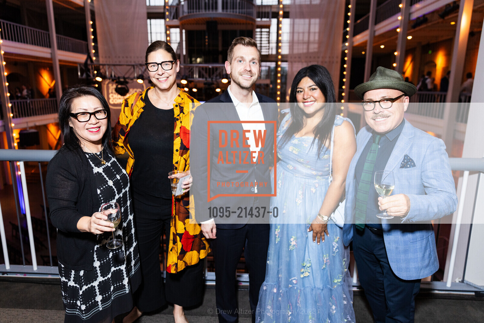 Elizabeth DePalmer, Chris Gembinski, Charo Fuentes, Vas Kiniris, SFCC Hosts Ebbies 2023, San Francisco Design Center. 101 Henry Adam St, October 19th, 2023, Photo #1095-21437-0 Elizabeth DePalmer, Chris Gembinski, Charo Fuentes, Vas Kiniris, Photo #1095-21437-0
