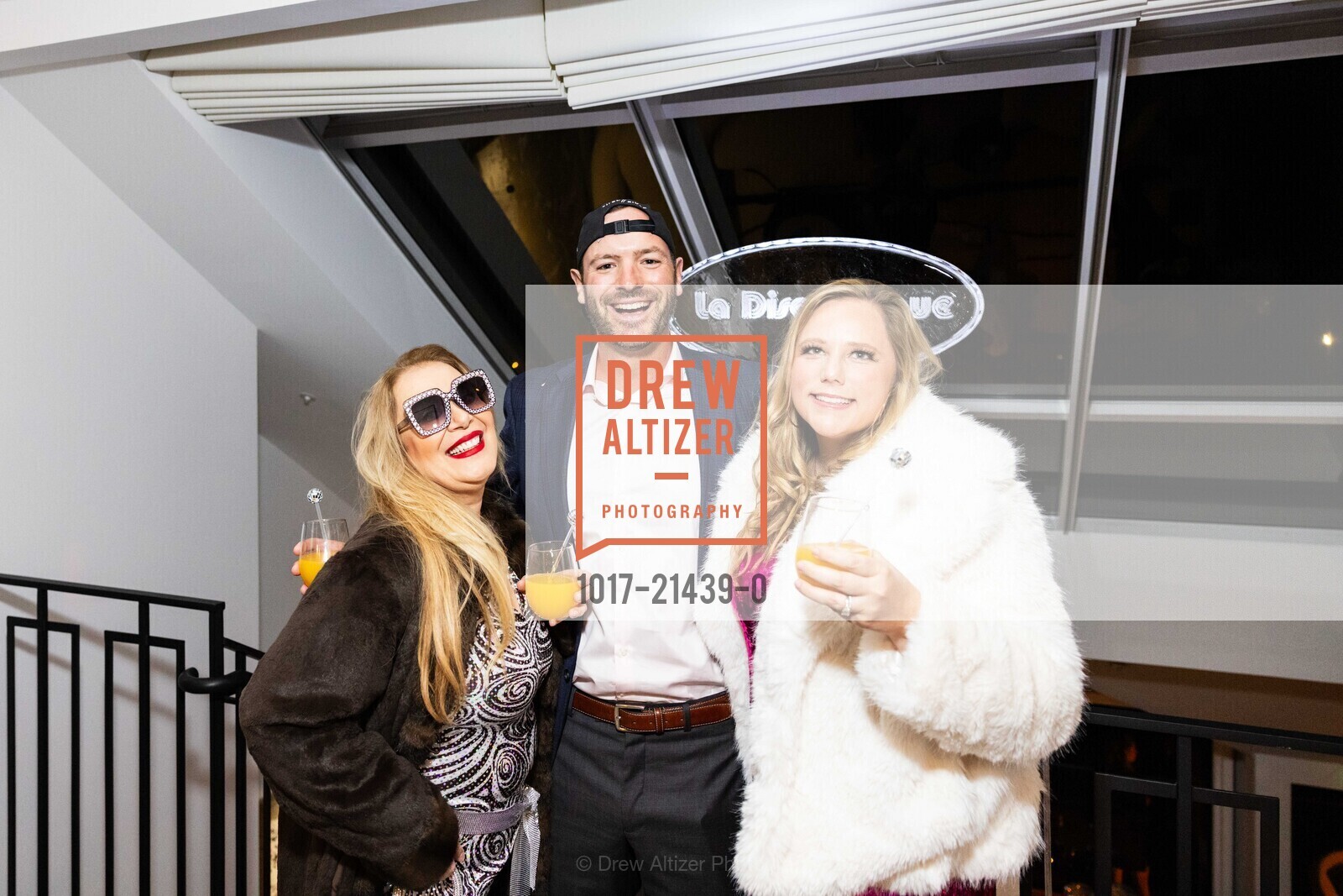 Sheila Shahabi, Tristan Stringer, Laura Flowerree, "La Discotheque", a Benefit for Belvedere Hawthorne Nursery School, Private Residence. 3668 Paradise Drive, October 20th, 2023, Photo #1017-21439-0 Sheila Shahabi, Tristan Stringer, Laura Flowerree, Photo #1017-21439-0
