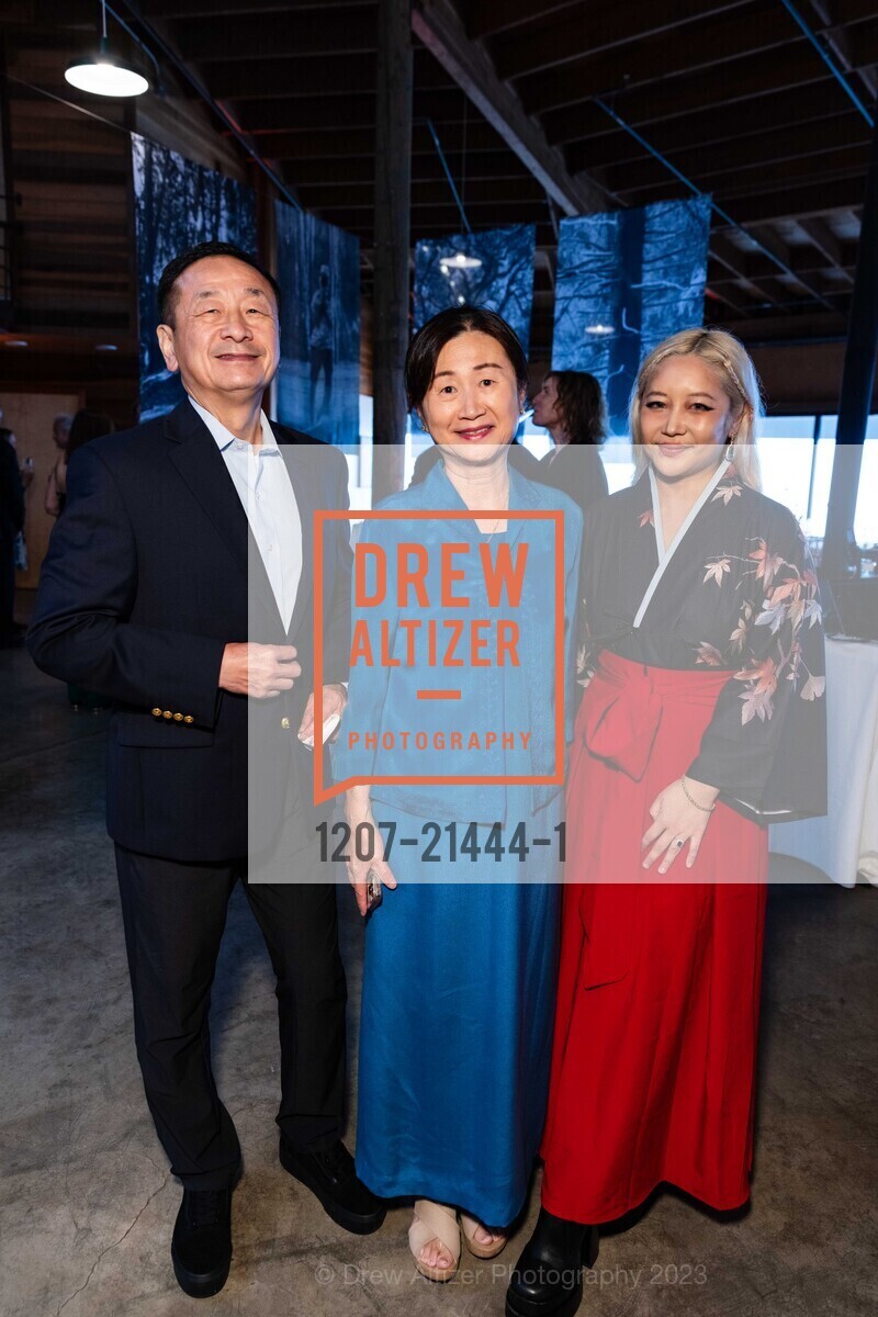 James Li, Wendy Li, Justine Li, Djerassi Artful Harvest Gala, Djerassi Resident Artists Program. 2325 Bear Gulch Rd, Woodside, CA 94062 US, October 22nd, 2023, Photo #1207-21444-1 James Li, Wendy Li, Justine Li, Photo #1207-21444-1