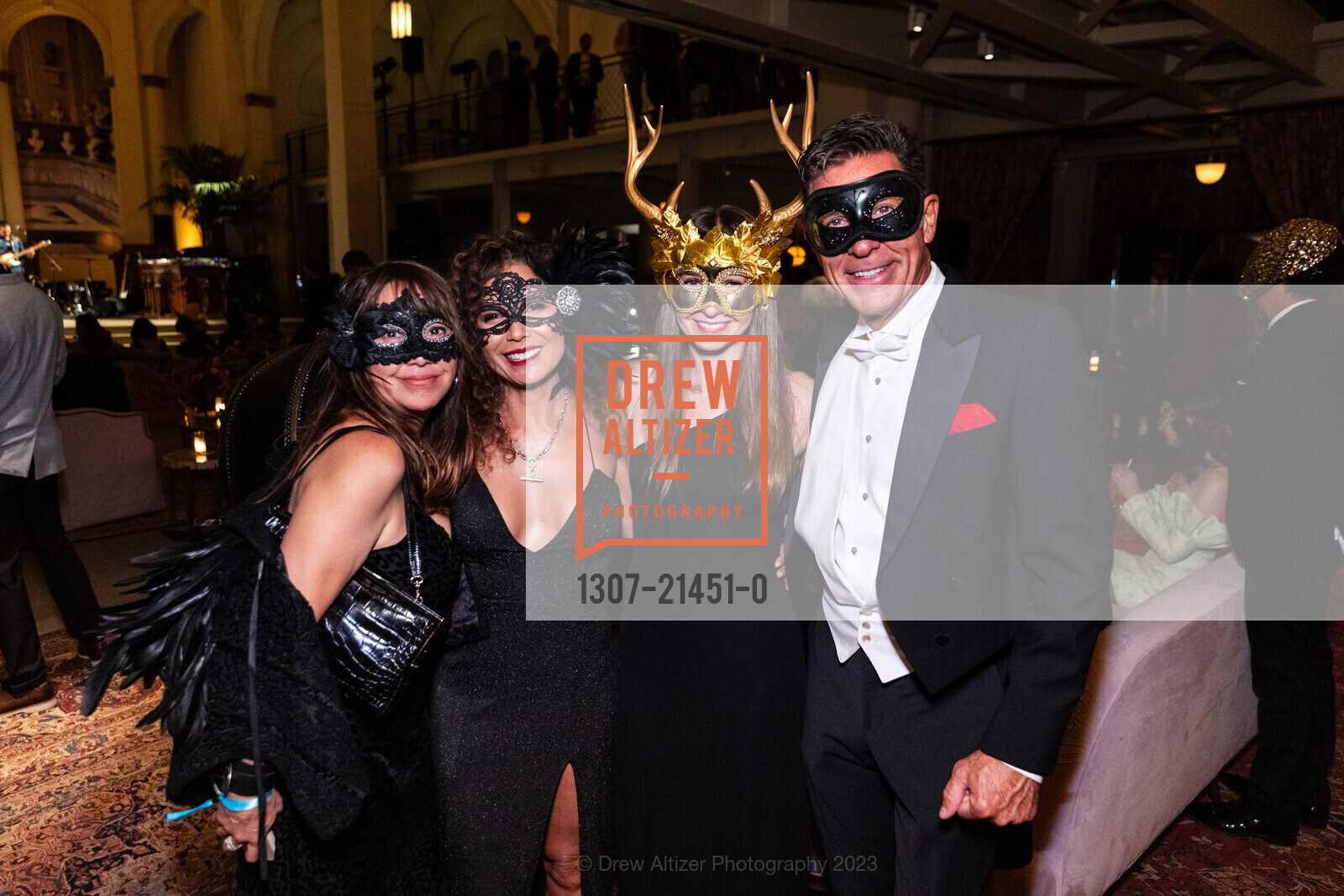 Michelle Tran, Judith Rooke, Marguerite Hutchinson, Randy Daron, Photo #1307-21451-0