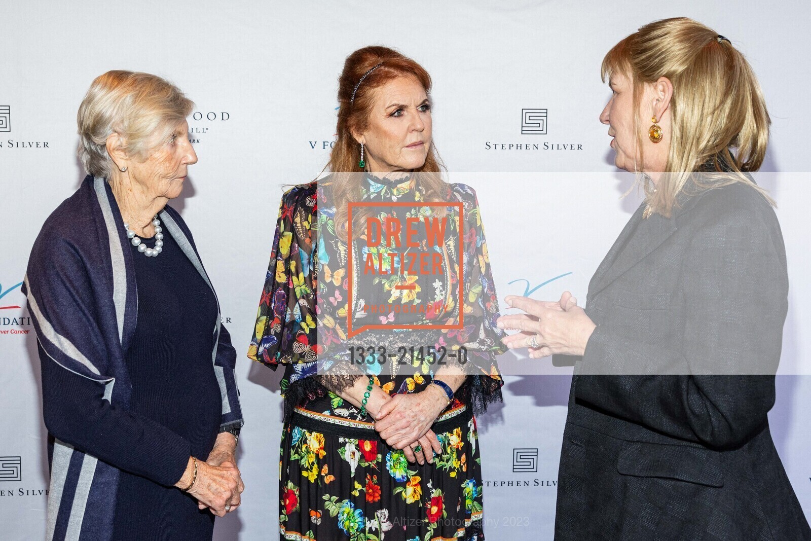 Unni Hoel, Sarah Ferguson, Sonja Hoel Perkins, The V Foundation's "Dinner with the Duchess", Private Residence, October 27th, 2023, Photo #1333-21452-0 Unni Hoel, Sarah Ferguson, Sonja Hoel Perkins, Photo #1333-21452-0