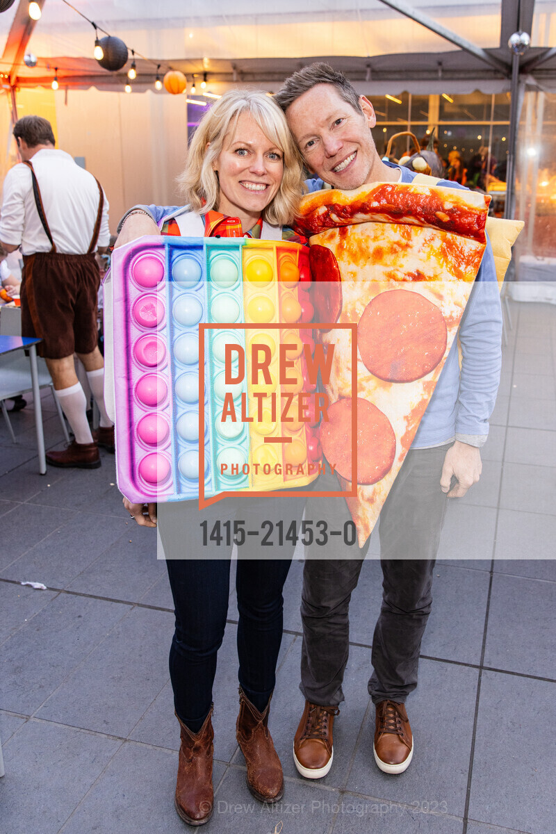 Tylee Holden, Jeff Holden, California Academy's SuperNatural Halloween 2023, California Academy of Sciences. 55 Music Concourse Dr, SF, CA 94118 US, October 27th, 2023, Photo #1415-21453-0 Tylee Holden, Jeff Holden, Photo #1415-21453-0