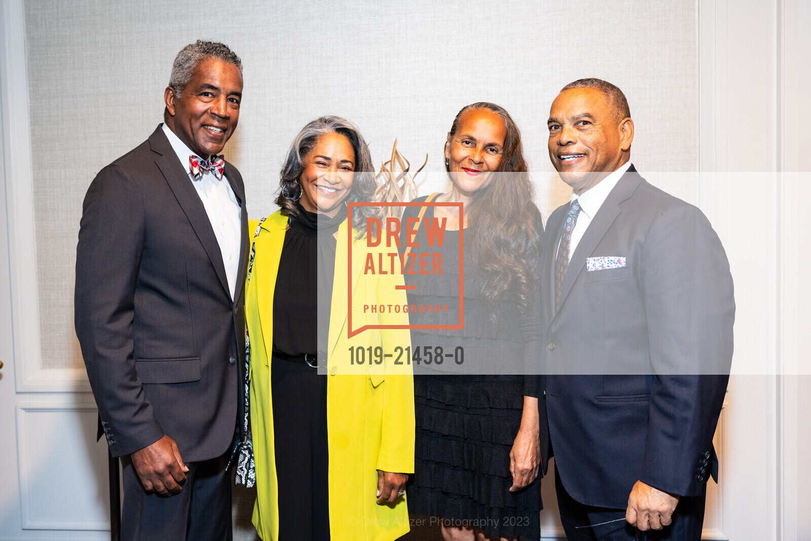 Stan Hebert, Angela Hebert, Linda Jamison, André Hill, Photo #1019-21458-0