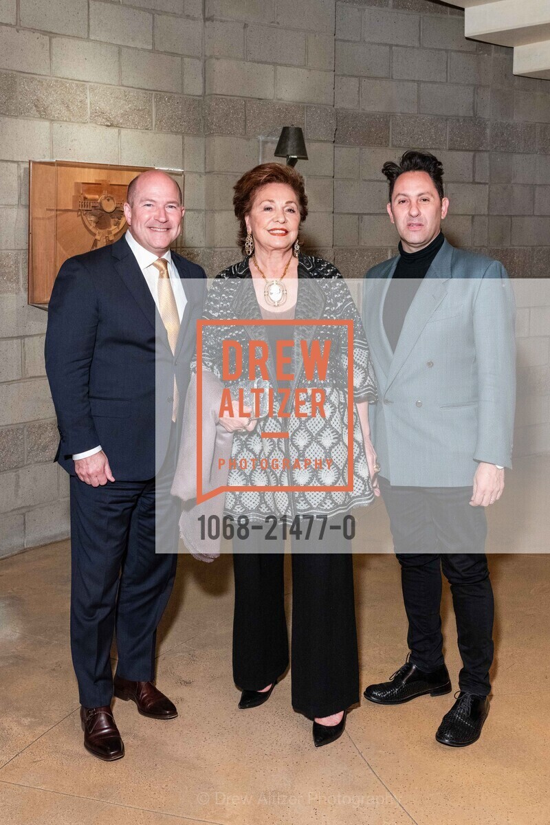 Christopher Barefoot, Maria Manetti Shrem, Mauro Aprile Zanetti, Opus One Premieres: Yang Bao’s Sol One, Opus One Winery. 7900 St Helena Hwy, Oakville, CA 94562 US, Photo #1068-21477-0 Christopher Barefoot, Maria Manetti Shrem, Mauro Aprile Zanetti, Photo #1068-21477-0