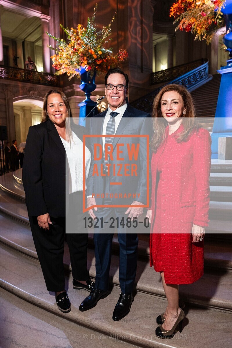 Lana Rivera, Greg Sarris, Maryam Muduroglu, San Francisco City Hall hosts ABAC Reception for APEC Leader's Week, San Francisco City Hall. 1 Dr Carlton B Goodlett Pl, SF, CA 94102 US, November 12th, 2023, Photo #1321-21485-0 Lana Rivera, Greg Sarris, Maryam Muduroglu, Photo #1321-21485-0