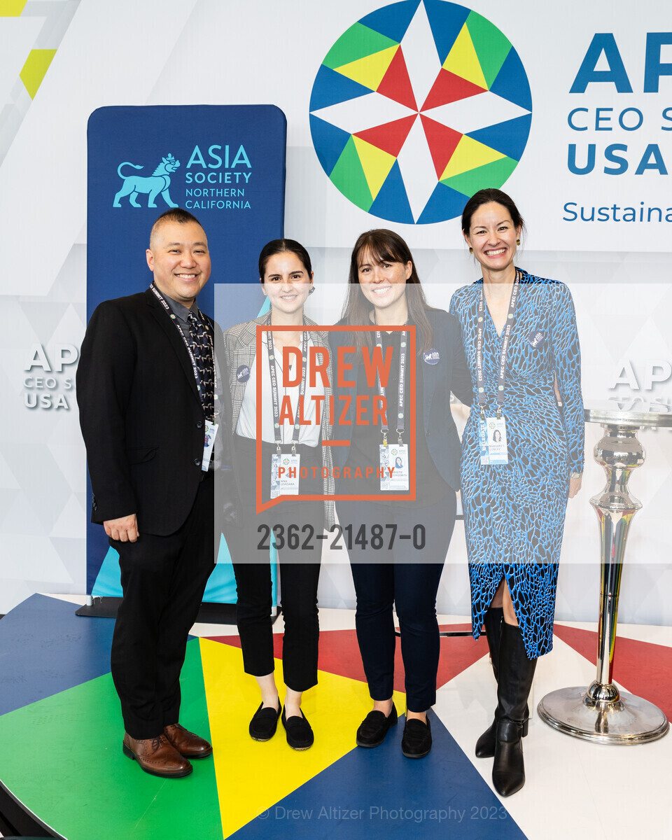 Jason Fong, Nina Udagawa, Christie Youngsmith, Margaret Conley, Asia Society Northern California at APEC CEO Summit 2023, San Francisco. SF, CA US, November 15th, 2023, Photo #2362-21487-0 Jason Fong, Nina Udagawa, Christie Youngsmith, Margaret Conley, Photo #2362-21487-0