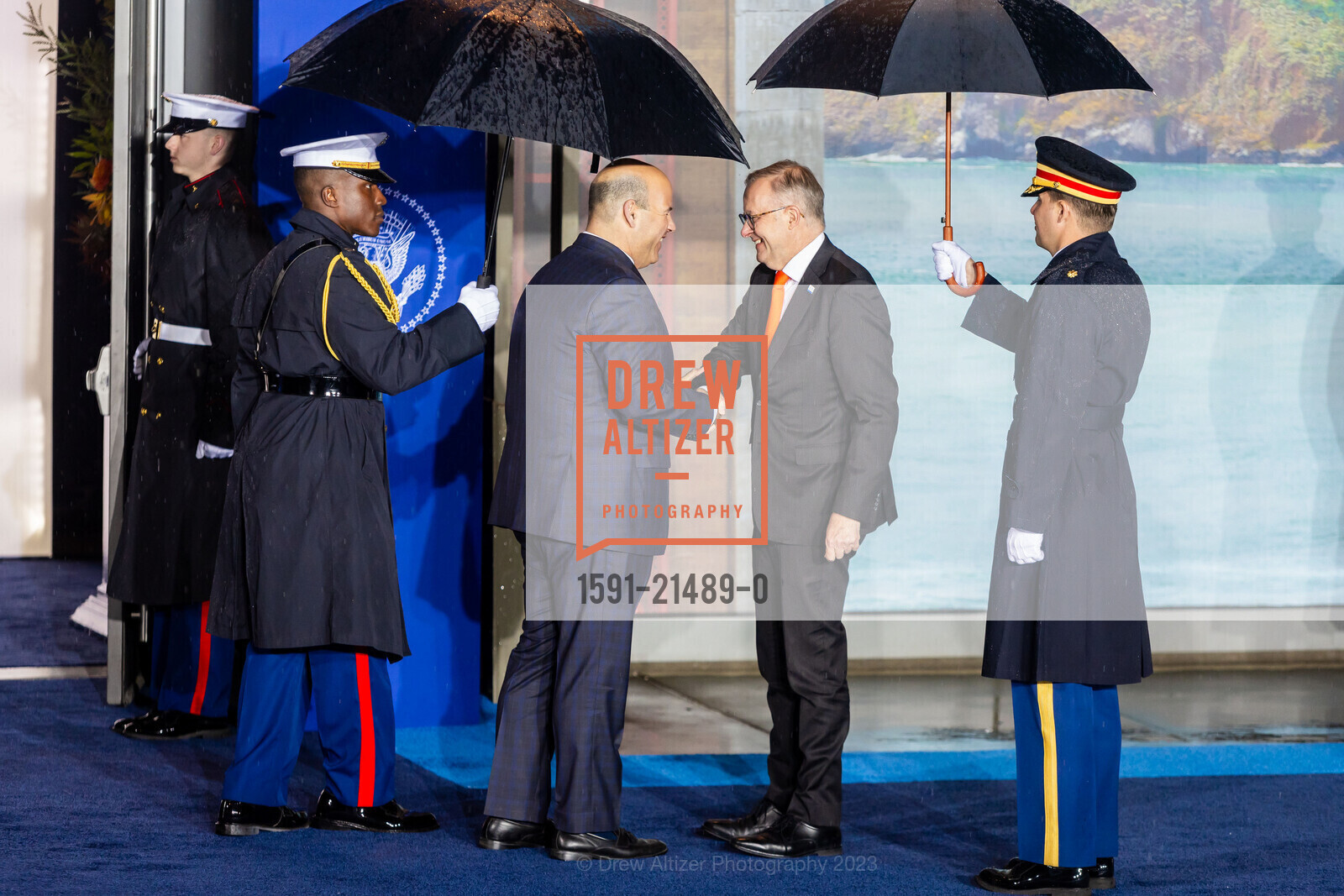 Ethan Rosenzweig, Anthony Albanese, Blue Carpet Arrivals at APEC Leader's Week 2023, Exploratorium. The Embarcadero, SF, CA 94111 US, November 15th, 2023, Photo #1591-21489-0 Ethan Rosenzweig, Anthony Albanese, Photo #1591-21489-0