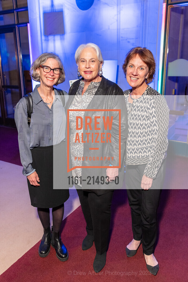 Ellie Rossiter, Mary Huff, Lee Gregory, San Francisco Chamber of Commerce & The APEC Innovation Zone at City Hall, San Francisco City Hall. 1 Dr Carlton B Goodlett Pl, SF, CA 94102, November 16th, 2023, Photo #1161-21493-0 Ellie Rossiter, Mary Huff, Lee Gregory, Photo #1161-21493-0