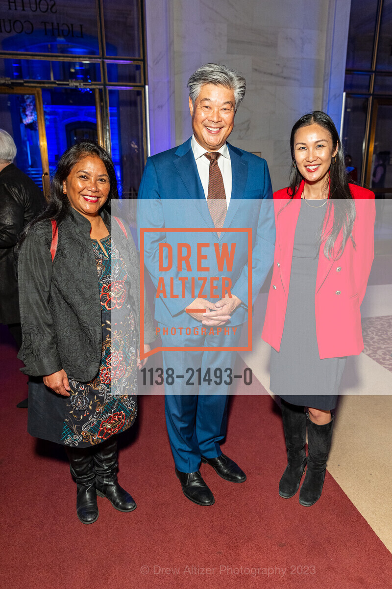 Hydra Mendoza, Rodney Fong, Sharon Lai, San Francisco Chamber of Commerce & The APEC Innovation Zone at City Hall, San Francisco City Hall. 1 Dr Carlton B Goodlett Pl, SF, CA 94102, November 16th, 2023, Photo #1138-21493-0 Hydra Mendoza, Rodney Fong, Sharon Lai, Photo #1138-21493-0
