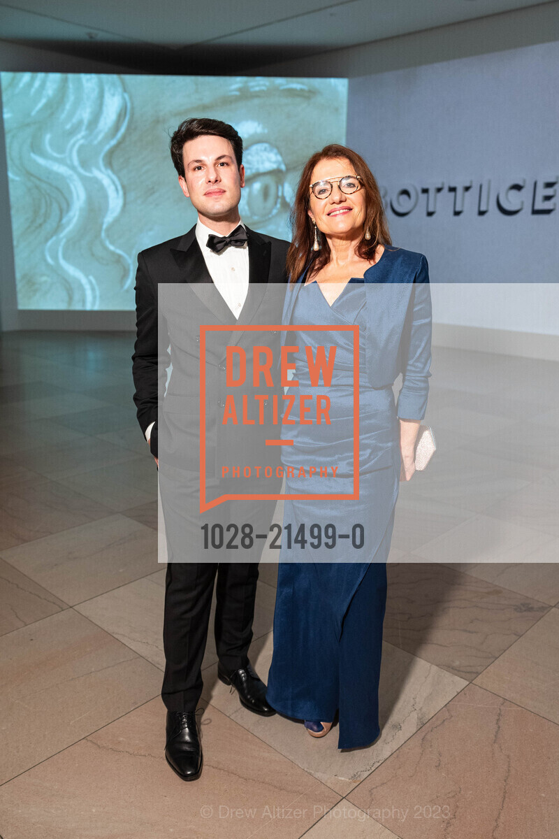 Furio Rinaldi, Clarita Di Giovanni, Botticelli Drawings Black Tie Dinner, Legion of Honor. 100 34th Ave, SF, CA 94121 US, November 17th, 2023, Photo #1028-21499-0 Furio Rinaldi, Clarita Di Giovanni, Photo #1028-21499-0
