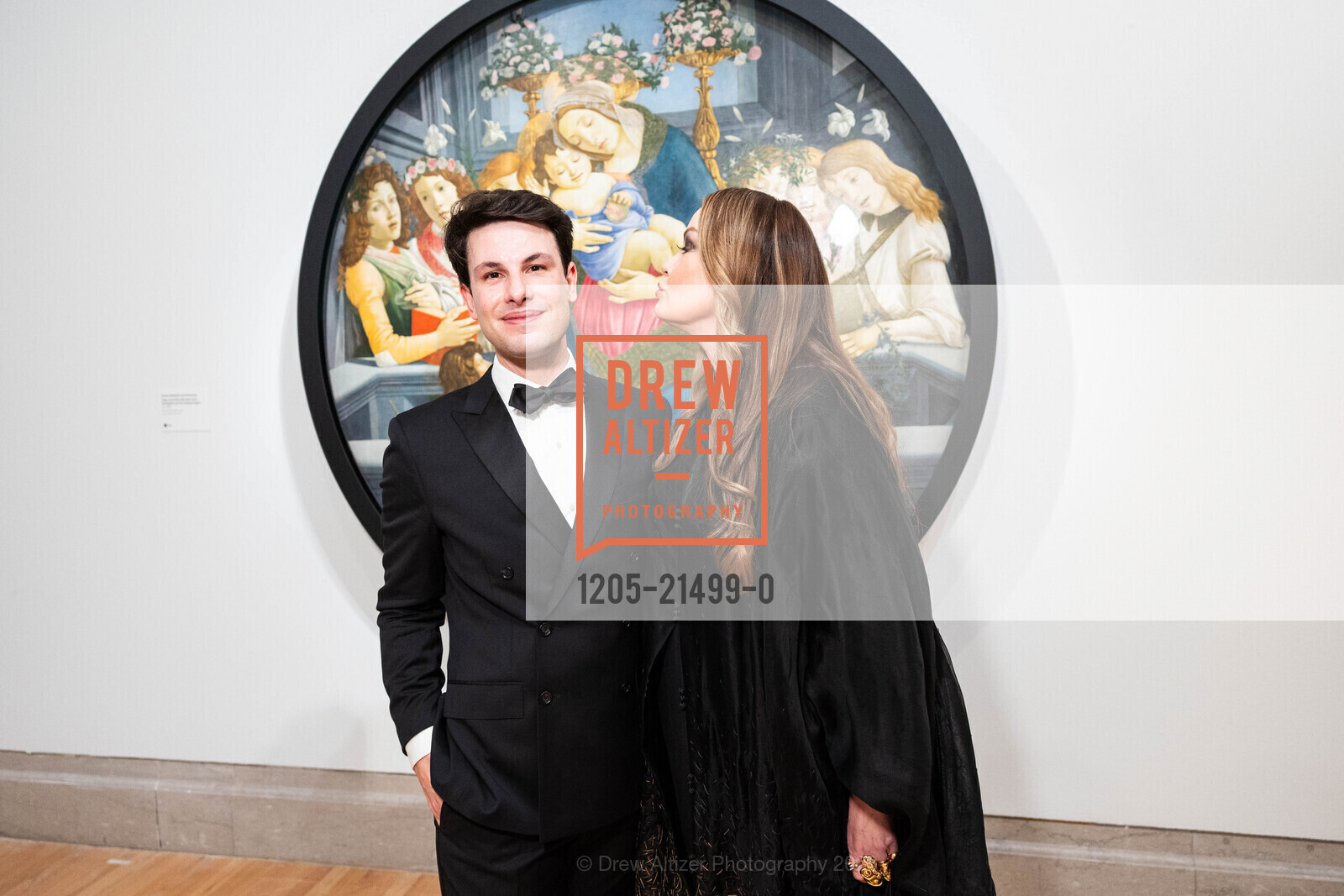 Furio Rinaldi, Tatiana Sorokko, Botticelli Drawings Black Tie Dinner, Legion of Honor. 100 34th Ave, SF, CA 94121 US, November 17th, 2023, Photo #1205-21499-0 Furio Rinaldi, Tatiana Sorokko, Photo #1205-21499-0