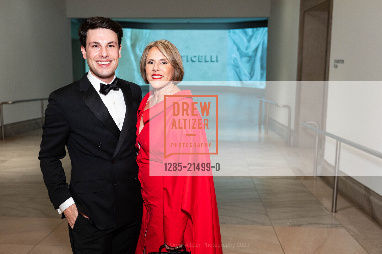 Furio Rinaldi, Luanne Andreotti, Botticelli Drawings Black Tie Dinner, Legion of Honor. 100 34th Ave, SF, CA 94121 US, November 17th, 2023, Photo #1285-21499-0 Furio Rinaldi, Luanne Andreotti, Photo #1285-21499-0
