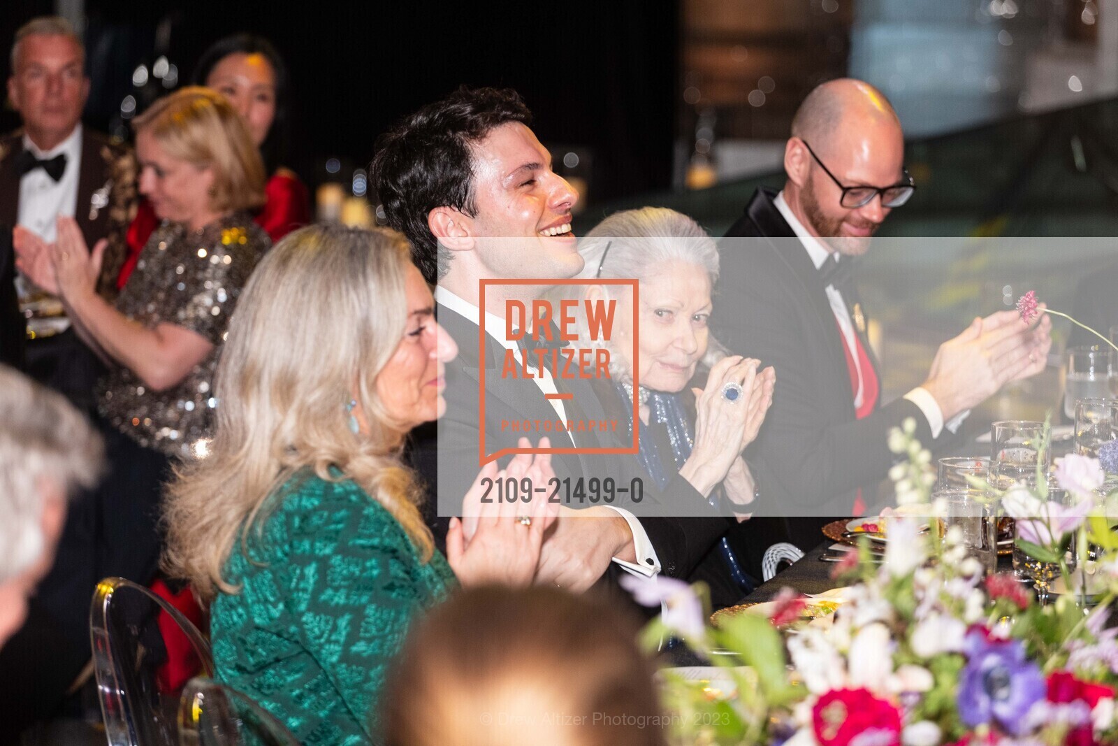 Mariangela Zappia, Furio Rinaldi, Denise Hale, Guillaume Kientz, Botticelli Drawings Black Tie Dinner, Legion of Honor. 100 34th Ave, SF, CA 94121 US, November 17th, 2023, Photo #2109-21499-0 Mariangela Zappia, Furio Rinaldi, Denise Hale, Guillaume Kientz, Photo #2109-21499-0