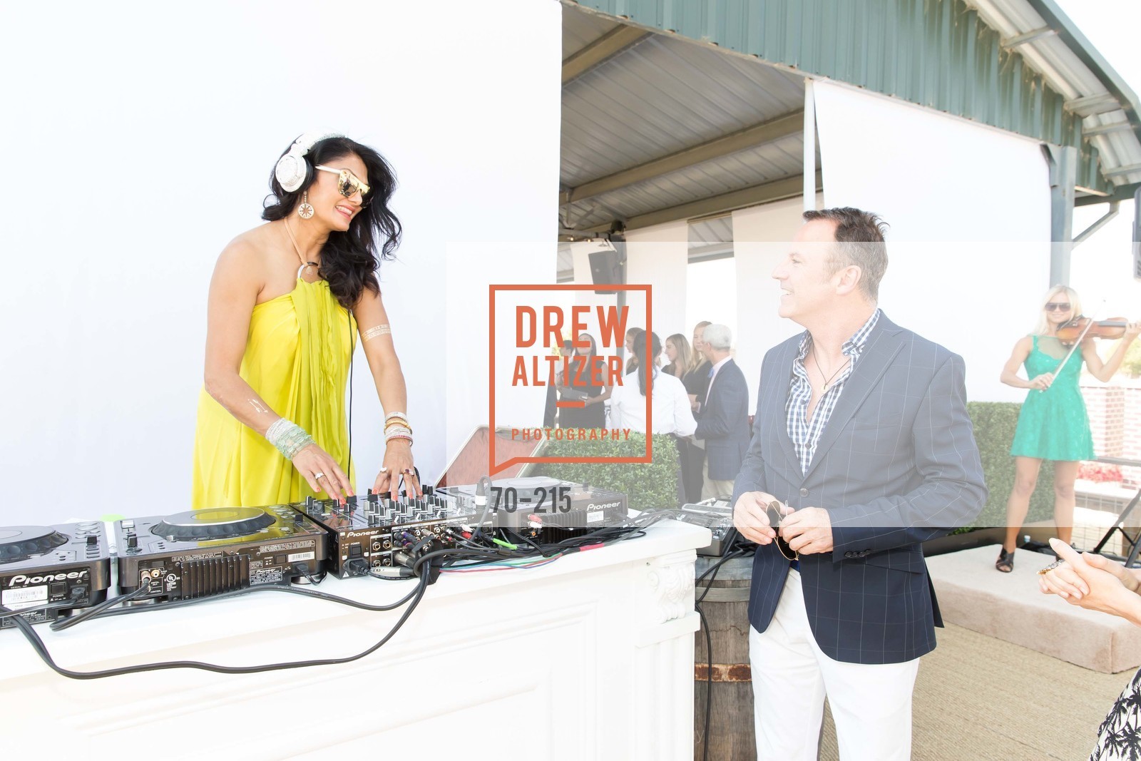 Donna D'Cruz, Colin Cowie, 2015 GIANT STEPS Charity Classic presented by Hermes, Sonoma Horse Park. 7600 Lakeville Highway, August 1st, 2015,Drew Altizer, Drew Altizer Photography, full-service agency, private events, San Francisco photographer, photographer california