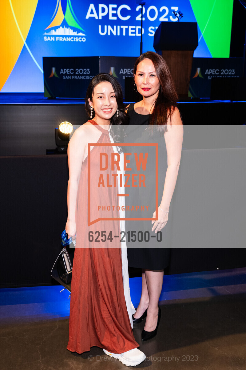 Cally Wong, Jaynry Mak, Photo #6254-21500-0