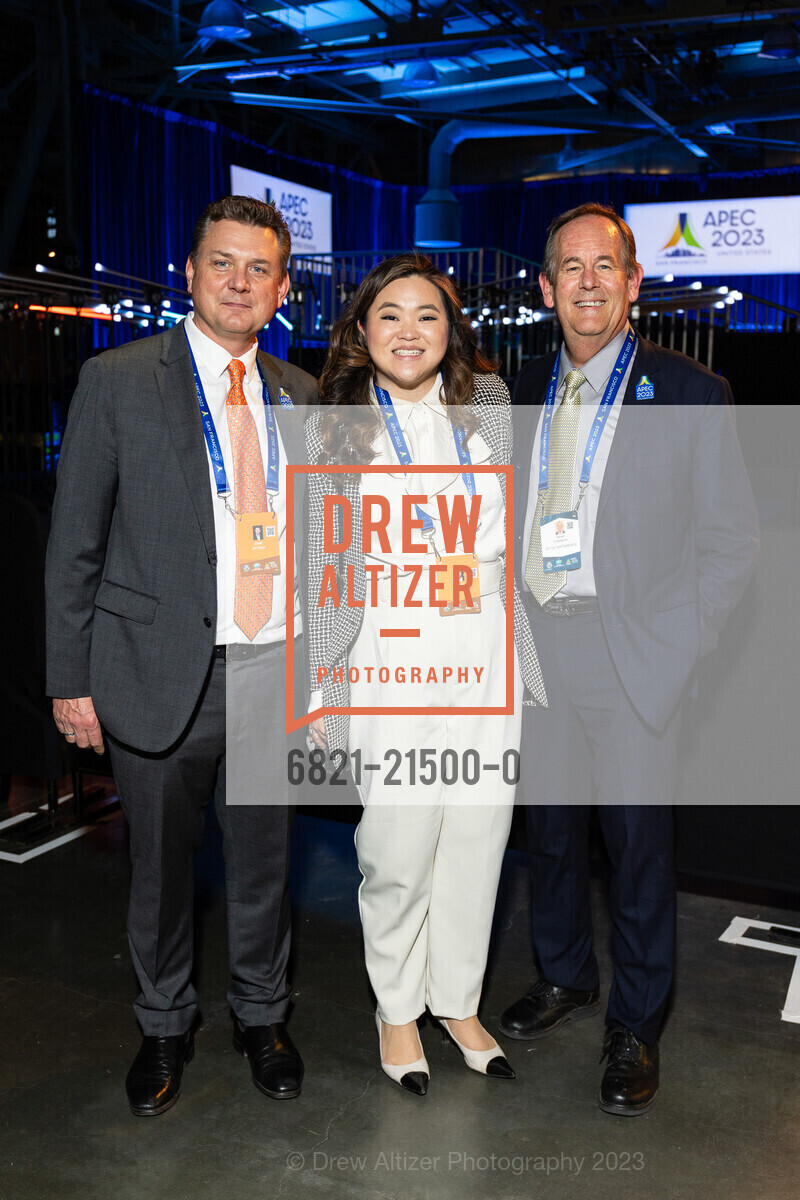 Mark Dietrich, Selena Sun, Mark Chandler, San Francisco Welcomes APEC 2023 Leaders at The Exploratorium, Exploratorium. Pier 15 Embarcadero at, Green St, San Francisco, CA 94111, November 15th, 2023, Photo #6821-21500-0 Mark Dietrich, Selena Sun, Mark Chandler, Photo #6821-21500-0