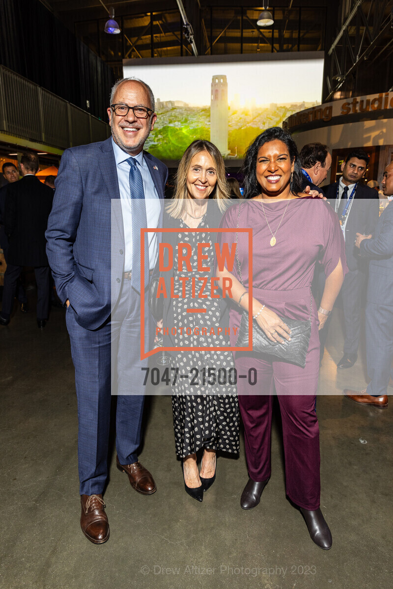 Sam Lauter, Stephanie Lauter, Priya Clemens, San Francisco Welcomes APEC 2023 Leaders at The Exploratorium, Exploratorium. Pier 15 Embarcadero at, Green St, San Francisco, CA 94111, November 15th, 2023, Photo #7047-21500-0 Sam Lauter, Stephanie Lauter, Priya Clemens, Photo #7047-21500-0