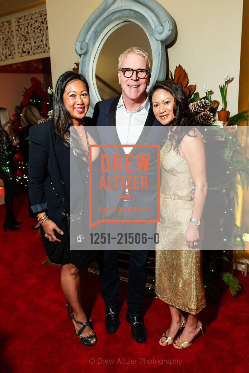 Rhea Miller, Brad Miller, Vivian Nevin, Jingle & Mingle 2023 Benefiting Children Of Shelters, Private Residence, Photo #1251-21506-0 Rhea Miller, Brad Miller, Vivian Nevin, Photo #1251-21506-0