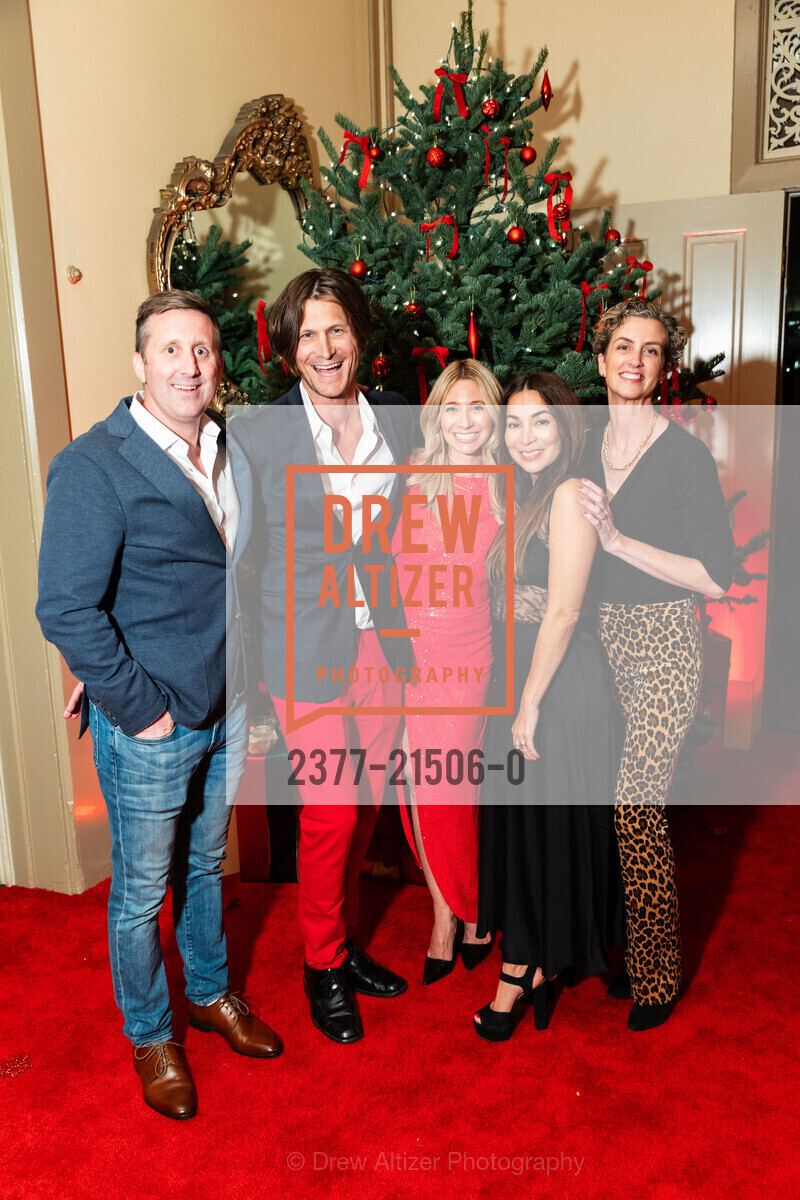 Alex Lyman, Zander Gladish, Alicia Rockefeller, Claudia Mata Gladish, Diana Lyman, Jingle & Mingle 2023 Benefiting Children Of Shelters, Private Residence, Photo #2377-21506-0 Alex Lyman, Zander Gladish, Alicia Rockefeller, Claudia Mata Gladish, Diana Lyman, Photo #2377-21506-0