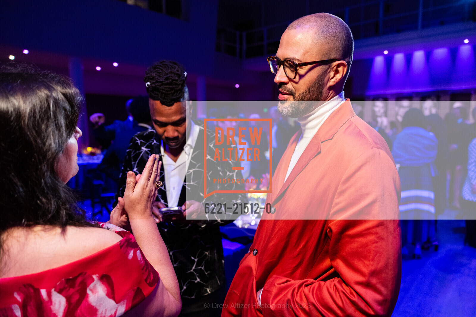 Roger Ross Williams, Cord Jefferson, SFFILM Awards Night Honoring Greta Gerwig, Roger Ross Williams, Cord Jefferson, and Nicolas Cage, Yerba Buena Center for the Arts. 701 Mission St, San Francisco, CA 94103 US, December 4th, 2023, Photo #6221-21512-0 Roger Ross Williams, Cord Jefferson, Photo #6221-21512-0