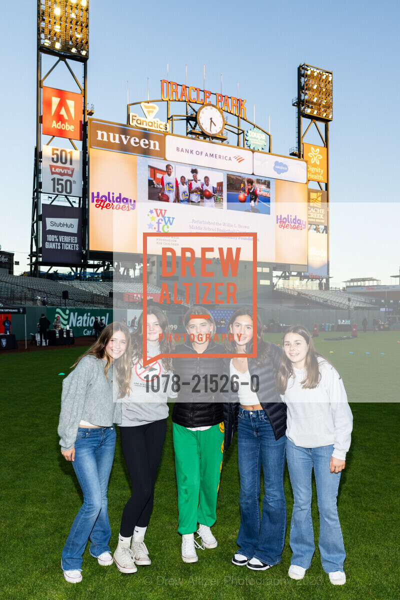 Haley Handy, Ella Norris, Avery Handy, Sarai Berman, Eliana Nadjibi, Holiday Heroes 2023, Oracle Park. 24 Willie Mays Plaza, SF, CA 94107 US, December 12th, 2023, Photo #1078-21526-0 Haley Handy, Ella Norris, Avery Handy, Sarai Berman, Eliana Nadjibi, Photo #1078-21526-0