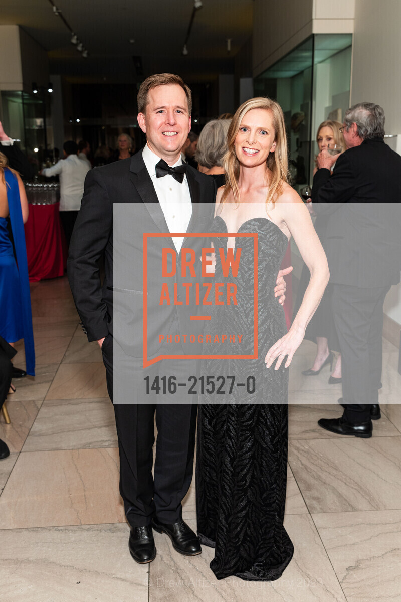 Mike Montgomery, Sarah Ives, An Elegant Evening in The Court of Honor 2023, Legion of Honor. 100 34th Ave, SF, CA 94121 US, December 12th, 2023, Photo #1416-21527-0 Mike Montgomery, Sarah Ives, Photo #1416-21527-0